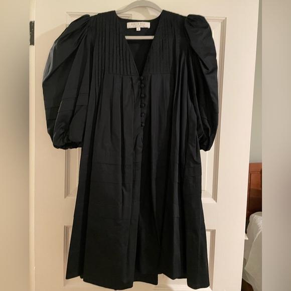 HUNTER BELL Dresses & Skirts - Hunter Bell Jenkins Puff Sleeve Dress